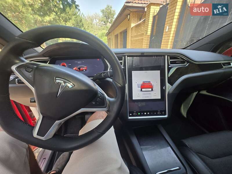 Позашляховик / Кросовер Tesla Model X 2018 в Запоріжжі