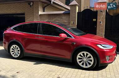 Внедорожник / Кроссовер Tesla Model X 2018 в 