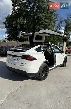 Внедорожник / Кроссовер Tesla Model X 2018 в 
