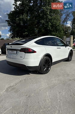 Внедорожник / Кроссовер Tesla Model X 2018 в 