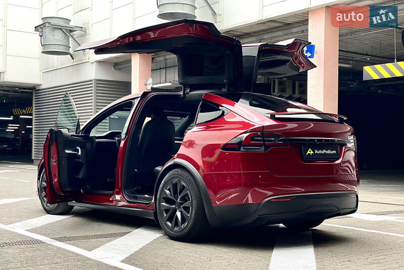 Позашляховик / Кросовер Tesla Model X 2024 в Києві