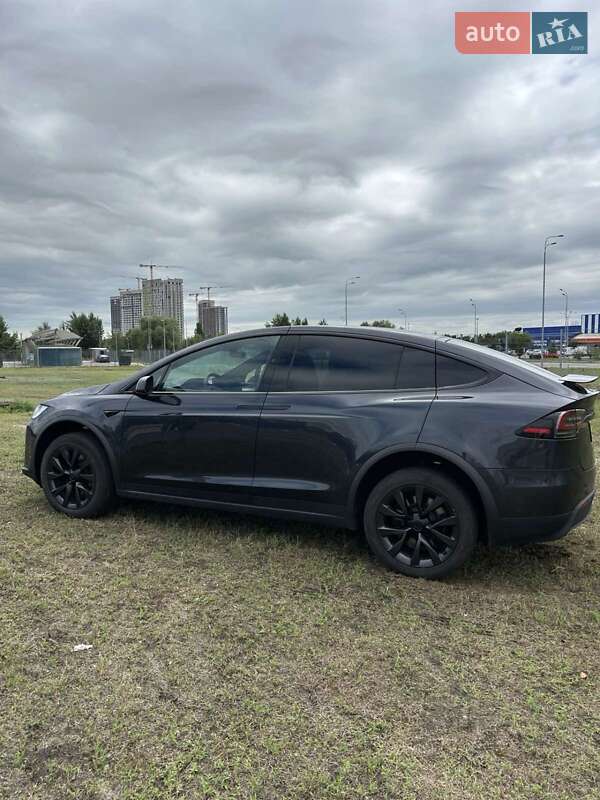 Внедорожник / Кроссовер Tesla Model X 2024 в Киеве