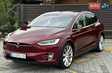 Позашляховик / Кросовер Tesla Model X 2016 в Стрию