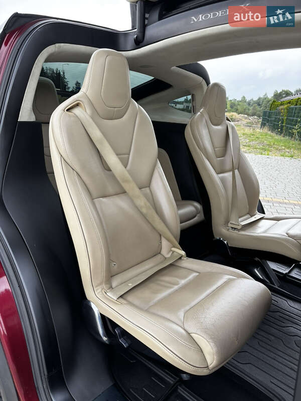 Позашляховик / Кросовер Tesla Model X 2016 в Стрию фото 18 Позашляховик / Кросовер Tesla Model X 2016 в Стрию