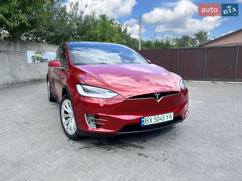 Внедорожник / Кроссовер Tesla Model X 2019 в 