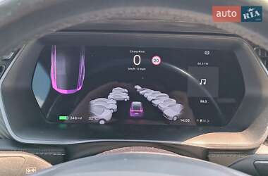 Внедорожник / Кроссовер Tesla Model X 2018 в 