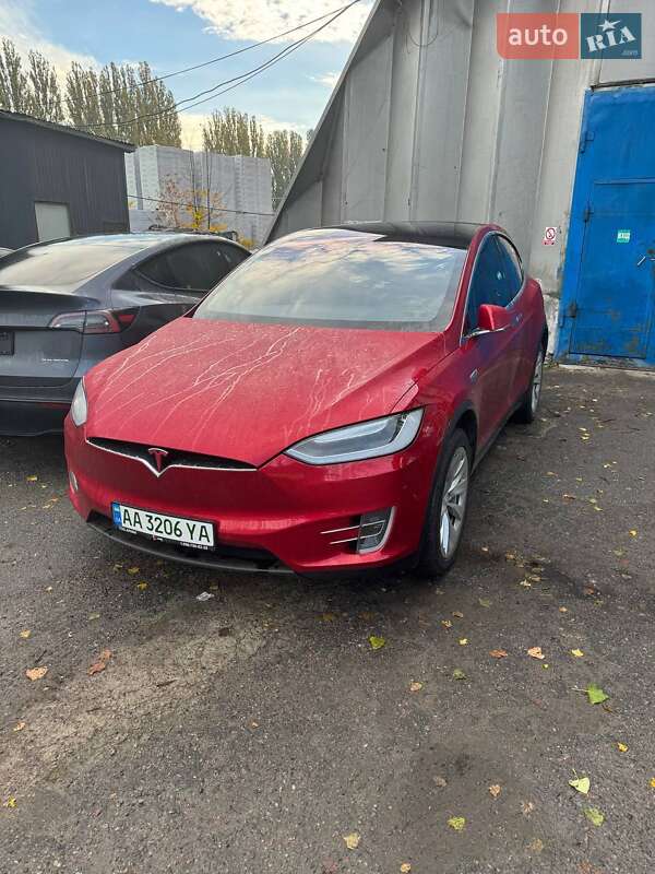 Tesla Model X 2016