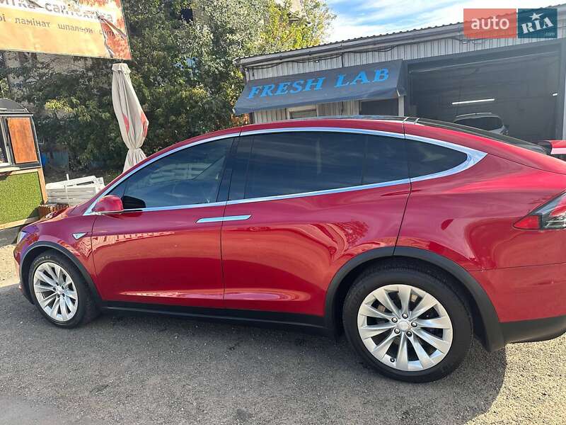 Внедорожник / Кроссовер Tesla Model X 2016 в Ивано-Франковске