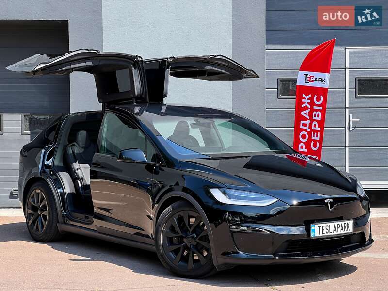 Tesla Model X 2022