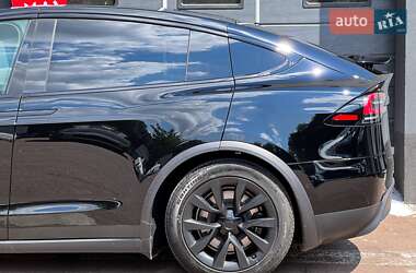 Позашляховик / Кросовер Tesla Model X 2022 в 
