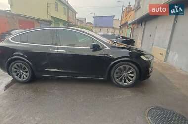 Внедорожник / Кроссовер Tesla Model X 2017 в 