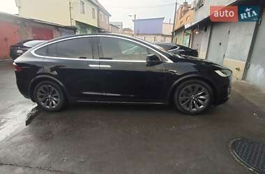 Внедорожник / Кроссовер Tesla Model X 2017 в Киеве