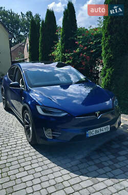 Внедорожник / Кроссовер Tesla Model X 2018 в Городке