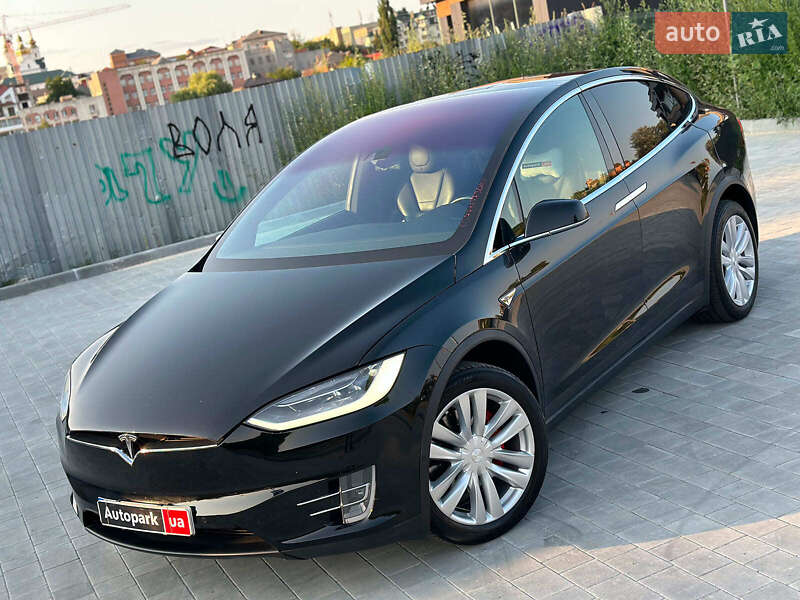 Внедорожник / Кроссовер Tesla Model X 2016 в Виннице фото 2 Внедорожник / Кроссовер Tesla Model X 2016 в Виннице