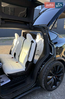 Внедорожник / Кроссовер Tesla Model X 2020 в 