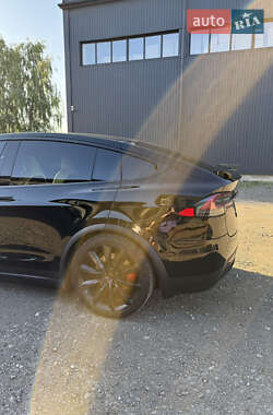 Внедорожник / Кроссовер Tesla Model X 2020 в 