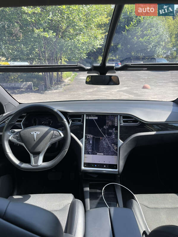 Позашляховик / Кросовер Tesla Model X 2018 в Києві