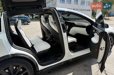Внедорожник / Кроссовер Tesla Model X 2018 в 
