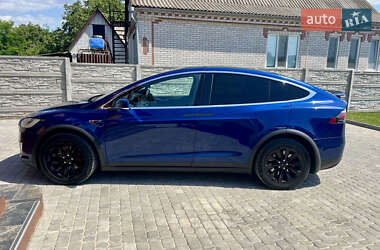 Внедорожник / Кроссовер Tesla Model X 2016 в 