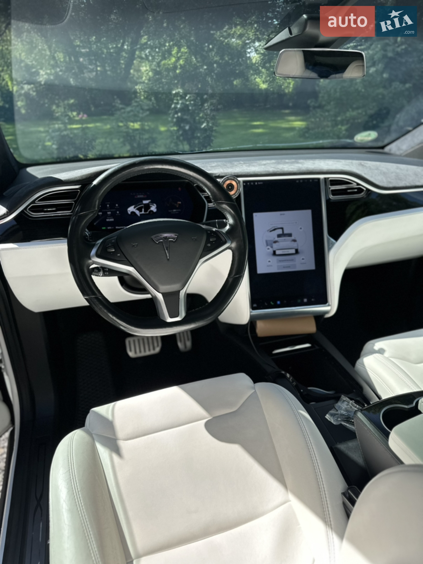 2017 Tesla Model X - мініатюра 14