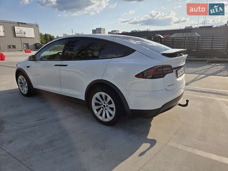Внедорожник / Кроссовер Tesla Model X 2017 в Киеве