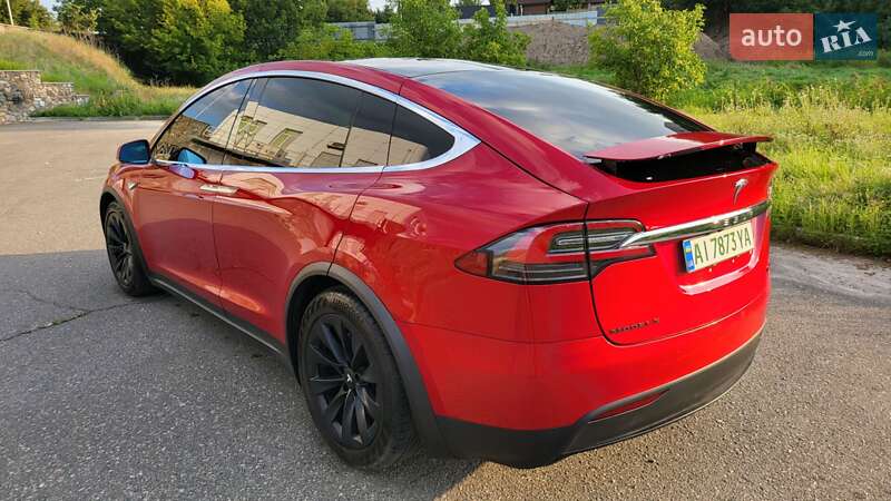 Позашляховик / Кросовер Tesla Model X 2016 в Білій Церкві