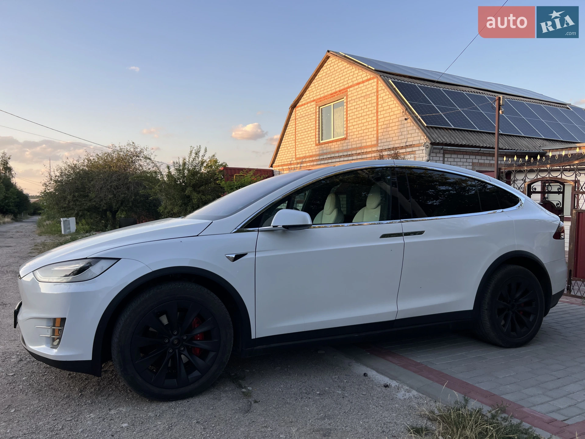 2019 Tesla Model X - мініатюра 9