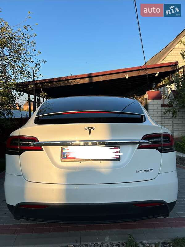 Позашляховик / Кросовер Tesla Model X 2019 в Кропивницькому