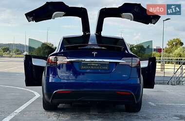 Позашляховик / Кросовер Tesla Model X 2016 в 