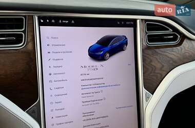 Позашляховик / Кросовер Tesla Model X 2016 в 