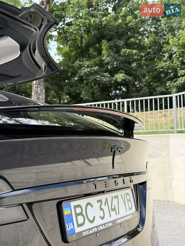 Позашляховик / Кросовер Tesla Model X 2022 в Львові