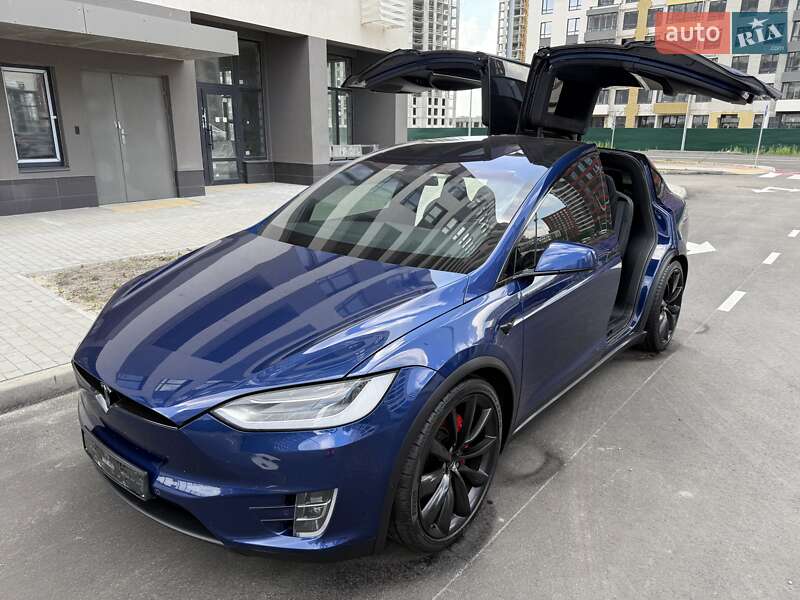 Позашляховик / Кросовер Tesla Model X 2019 в Києві