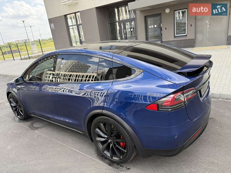 Позашляховик / Кросовер Tesla Model X 2019 в Києві
