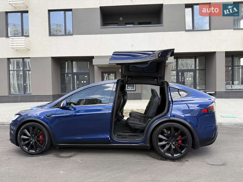 Позашляховик / Кросовер Tesla Model X 2019 в Києві