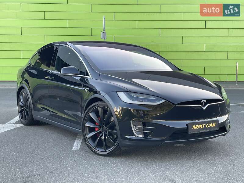 Позашляховик / Кросовер Tesla Model X 2016 в Києві