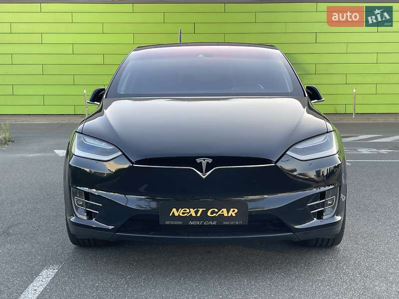 Позашляховик / Кросовер Tesla Model X 2016 в Києві