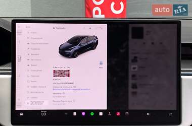 Позашляховик / Кросовер Tesla Model X 2024 в 