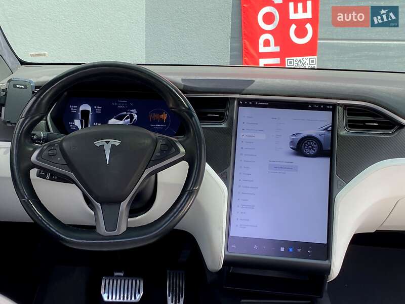 Позашляховик / Кросовер Tesla Model X 2019 в Києві