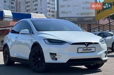 Позашляховик / Кросовер Tesla Model X 2020 в 