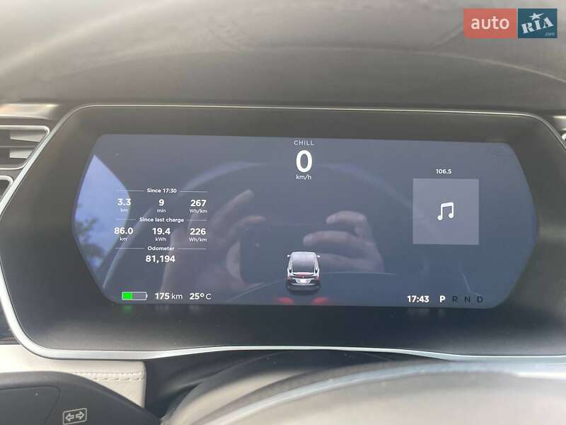 Позашляховик / Кросовер Tesla Model X 2017 в Києві
