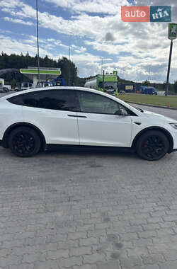 Внедорожник / Кроссовер Tesla Model X 2016 в 