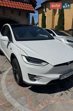 Внедорожник / Кроссовер Tesla Model X 2016 в Львове
