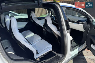 Внедорожник / Кроссовер Tesla Model X 2016 в 