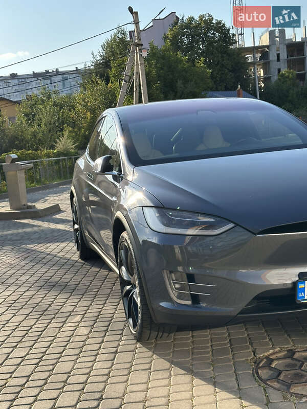 Позашляховик / Кросовер Tesla Model X 2019 в Івано-Франківську фото 3 Позашляховик / Кросовер Tesla Model X 2019 в Івано-Франківську