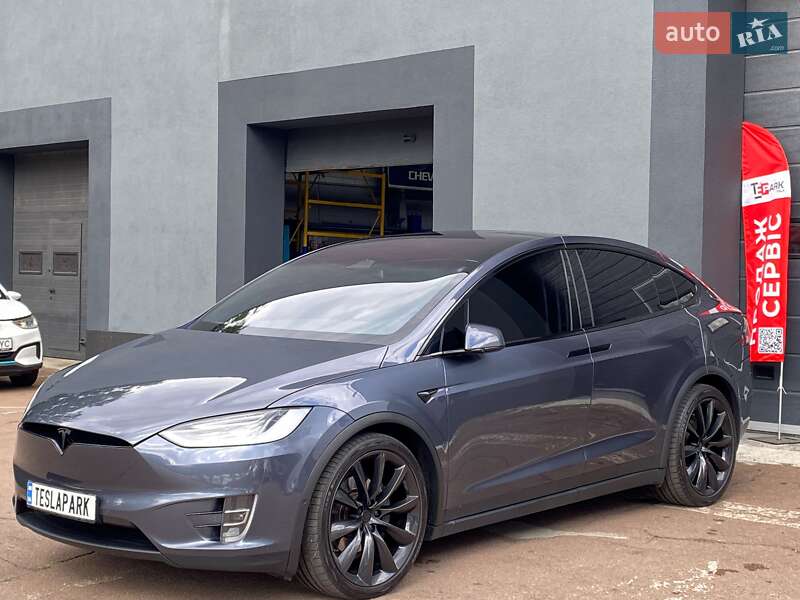 Позашляховик / Кросовер Tesla Model X 2019 в Києві