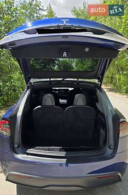 Позашляховик / Кросовер Tesla Model X 2022 в 