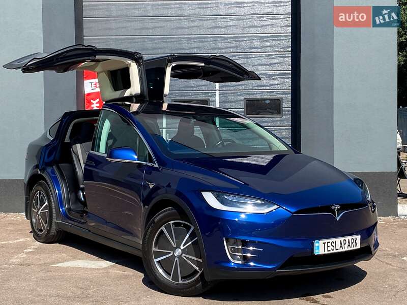 Tesla Model X 2017