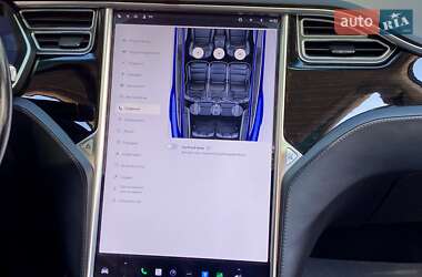 Внедорожник / Кроссовер Tesla Model X 2017 в 