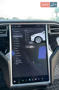 Внедорожник / Кроссовер Tesla Model X 2018 в 
