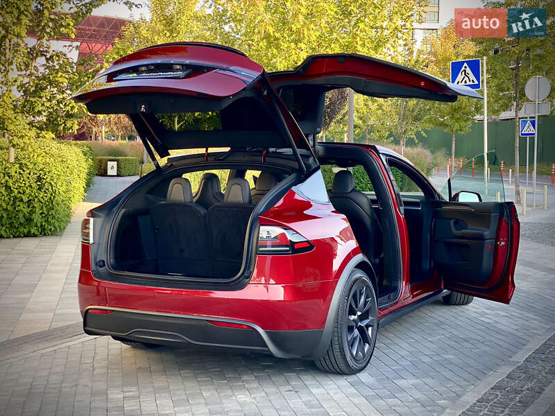 Позашляховик / Кросовер Tesla Model X 2024 в Києві